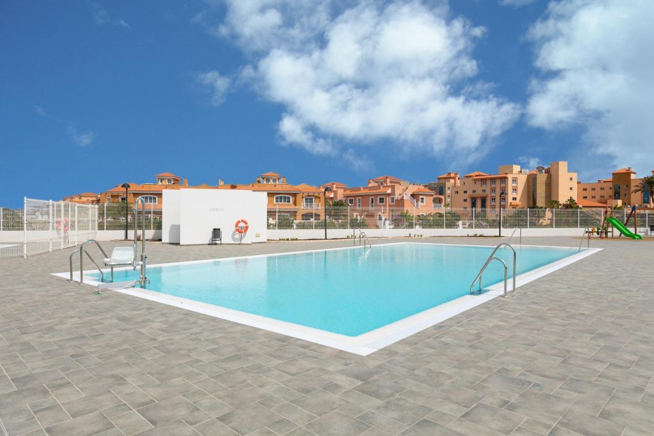 Homeforguest Flat With Large Terrace In Modern Residential Complex With Swimming Pool كاليتا ذي فوستي المظهر الخارجي الصورة
