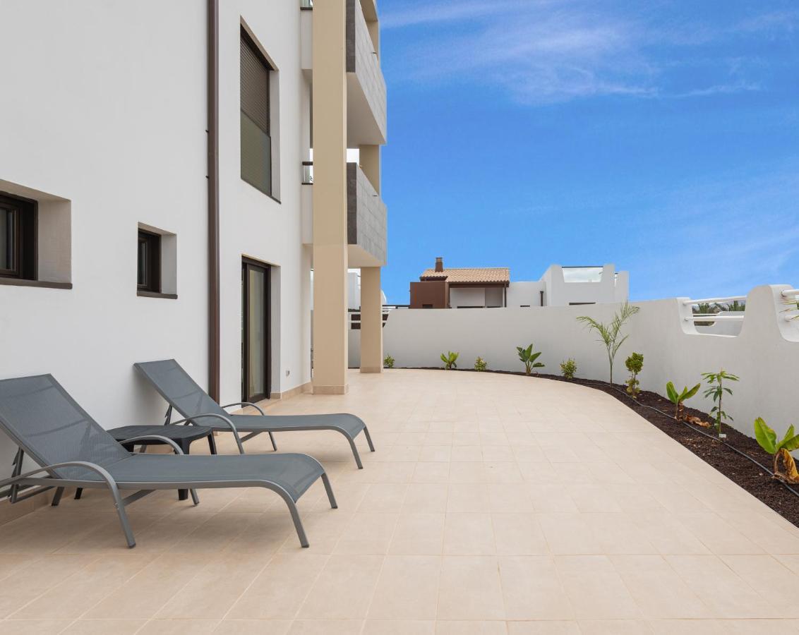 Homeforguest Flat With Large Terrace In Modern Residential Complex With Swimming Pool كاليتا ذي فوستي المظهر الخارجي الصورة