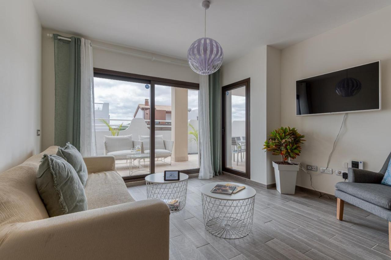 Homeforguest Flat With Large Terrace In Modern Residential Complex With Swimming Pool كاليتا ذي فوستي المظهر الخارجي الصورة