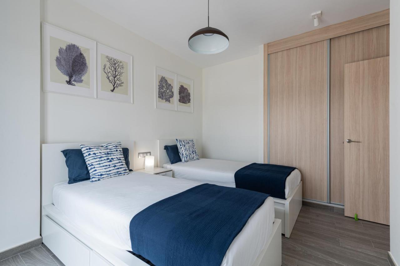 Homeforguest Flat With Large Terrace In Modern Residential Complex With Swimming Pool كاليتا ذي فوستي المظهر الخارجي الصورة