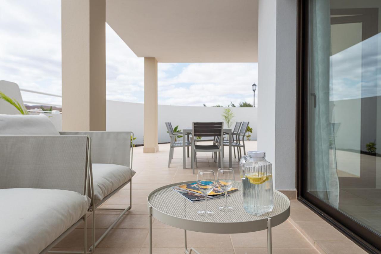 Homeforguest Flat With Large Terrace In Modern Residential Complex With Swimming Pool كاليتا ذي فوستي المظهر الخارجي الصورة